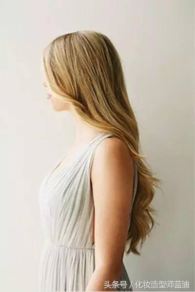 发型这样扎更是高级时尚了,气质款发型扎出去回头率百分百