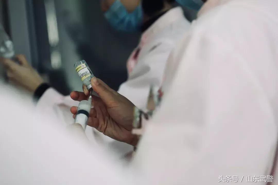 这波感冒来势汹汹,儿科病房爆满!这些医护人员水不敢喝,家不能回!