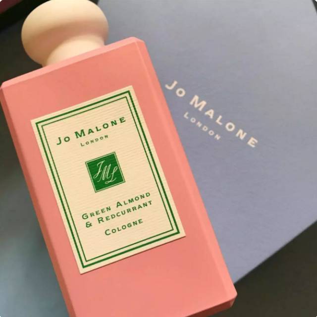 圣诞节适合给女友送什么礼物,圣诞节送女友什么礼物不花钱好