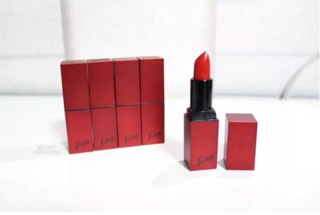 圣诞节礼物送女朋友预算1000,圣诞节给女朋友送什么礼物比较好