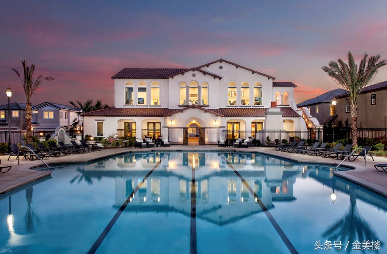 洛杉矶东谷联排别墅新房价,洛杉矶东谷别墅40万