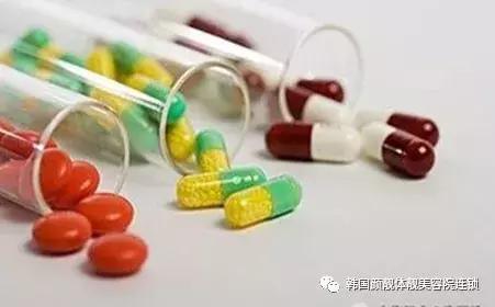 冬季皮肤干燥起皮泛红怎么办,冬季皮肤干裂脱皮怎么办