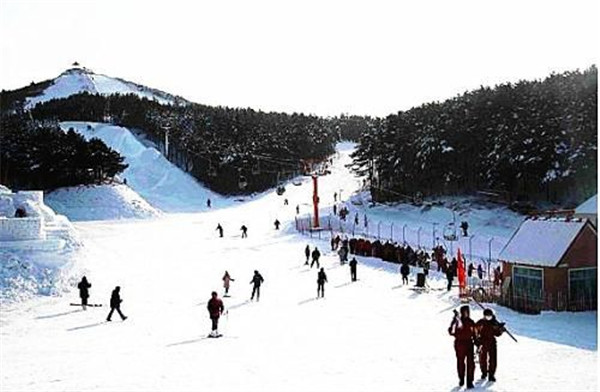 国内最刺激的滑雪场,西安周边滑雪场推荐