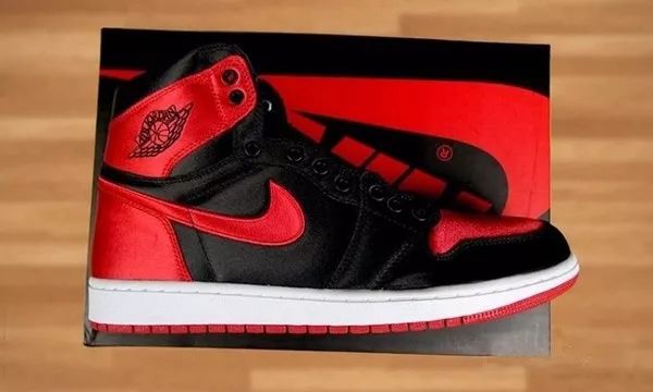 吴亦凡花6000刀买的鞋，竟然都排不到前十