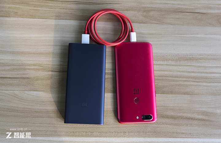 小米移动电源2拆解图详细,新小米移动电源2支持快充协议