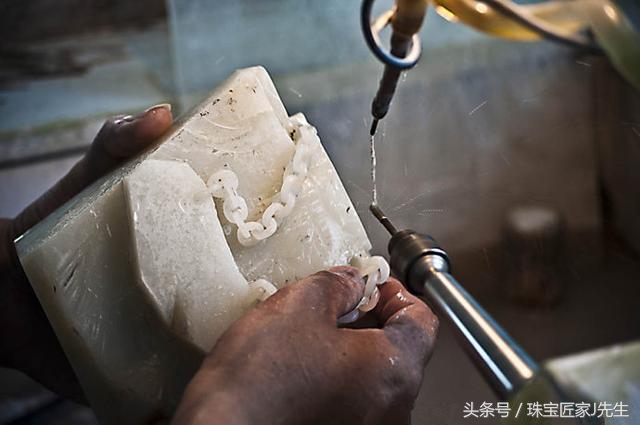 图解扬州”链子活“｜被国家美术馆收藏、被誉为玉雕界三大奇迹
