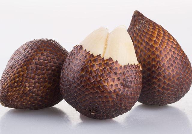 盘点世界上的奇特的水果,世界最奇葩罕见的20种水果