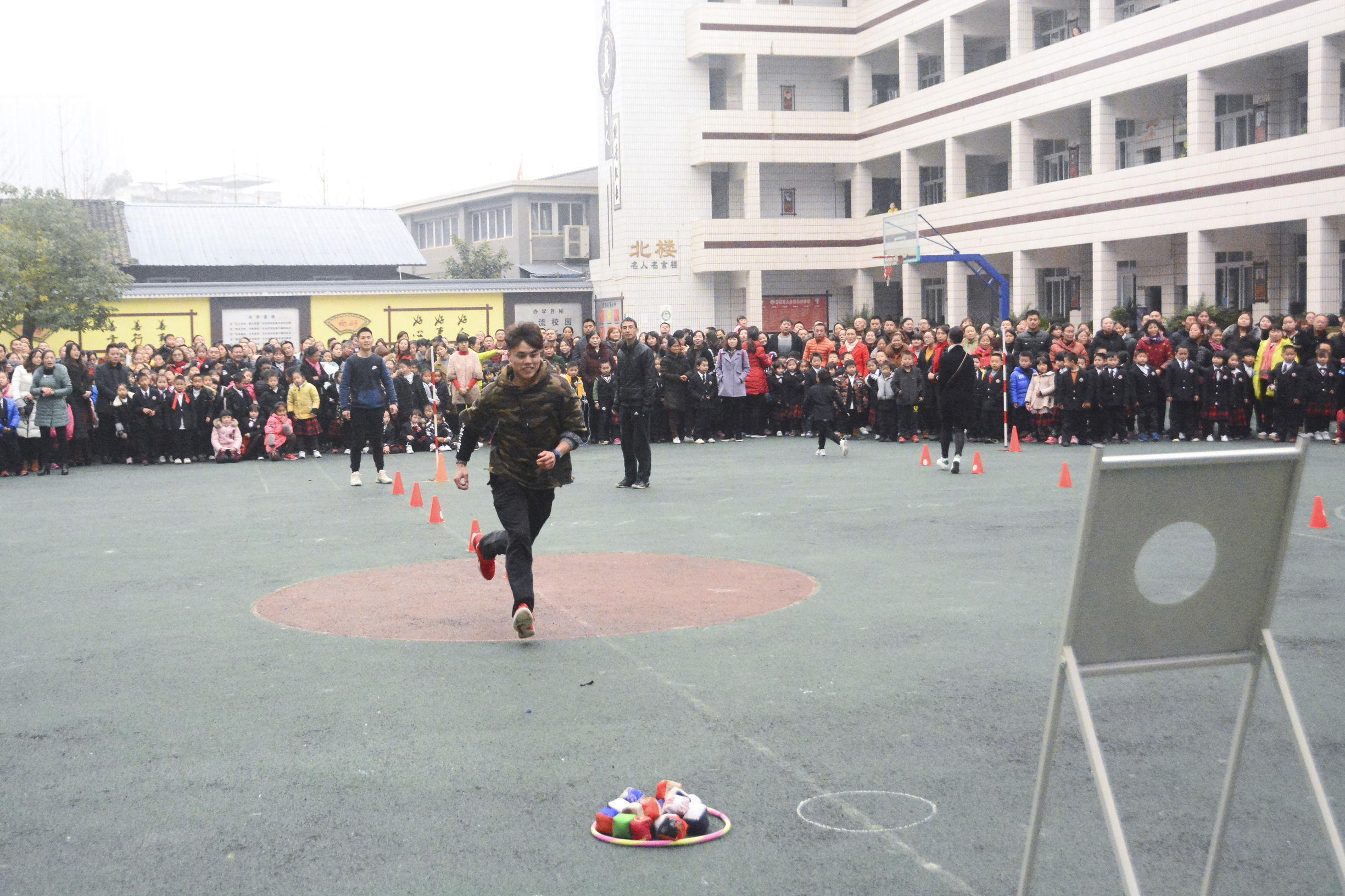 冬季亲子运动会游戏大班,巴州三中运动会