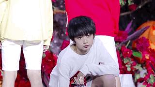 他是TF家族的忙内，江湖人称钢铁直男小狼崽，却有一颗当老大的心