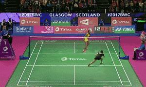 看似简单的发球业余却接不好,羽毛球十大经典战术