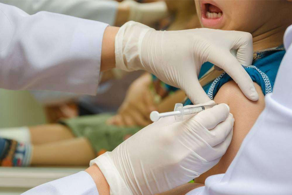 乙肝小三阳怎么防止夫妻传染,乙肝携带者结婚能传染对方吗