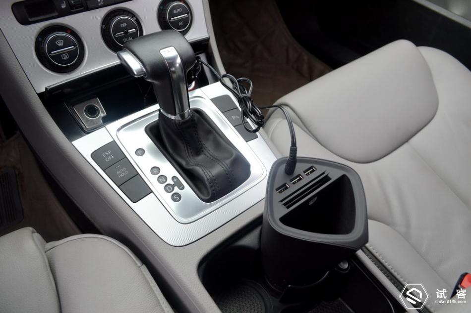 好帮手全自动电动汽车充电器,orico智能车充电器