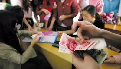 社会学生群殴打架真实事件,今日说法学生群殴打架真实事件