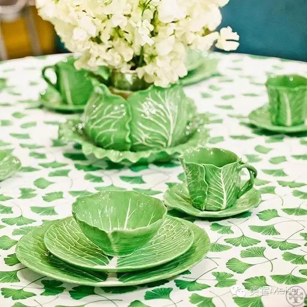 家里铺上一款高颜值桌布,卧室桌布高级感轻奢