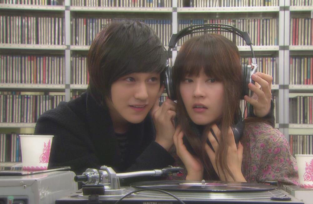 韩剧小鲜肉姐弟恋电视剧,韩国姐弟恋有哪些剧