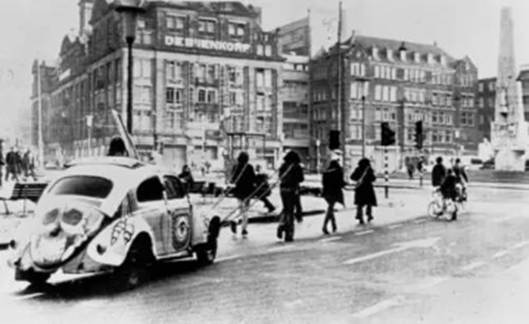 发现机油是假的怎么处理,合成机油跟全合成机油有什么猫腻