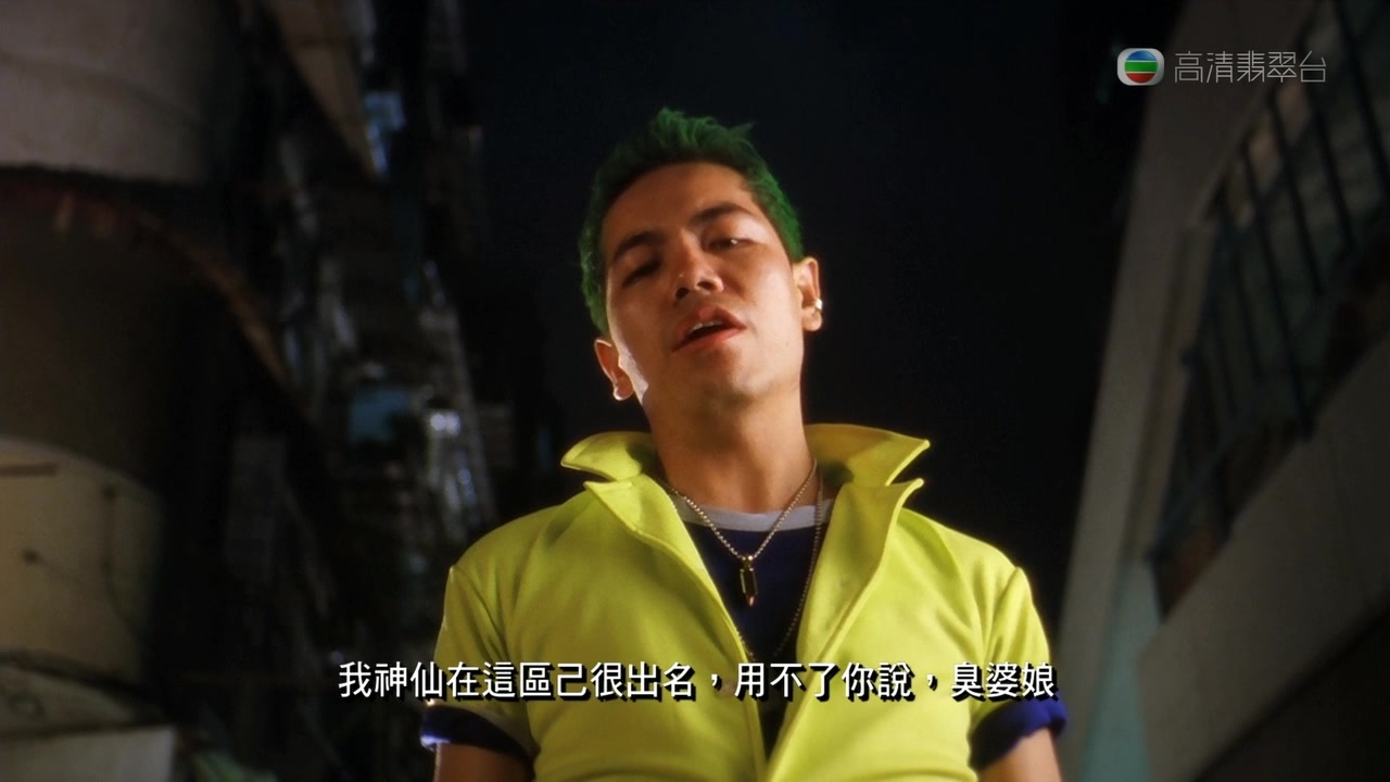 他龙套出道，失意时曾想自杀，直到遇见周星驰，现成星爷最佳搭档