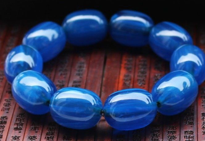 蜜蜡中白蜜蜡好还是白花蜜蜡好,树脂蜜蜡是真蜜蜡还是假蜜蜡