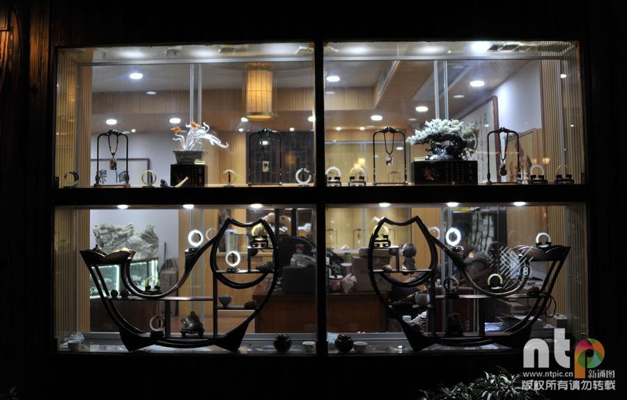 穿越百年的街市南塘老街,千年古街华丽蝶变