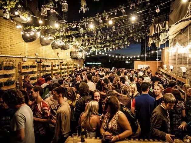 全球多地跨年狂欢,英国跨年之旅