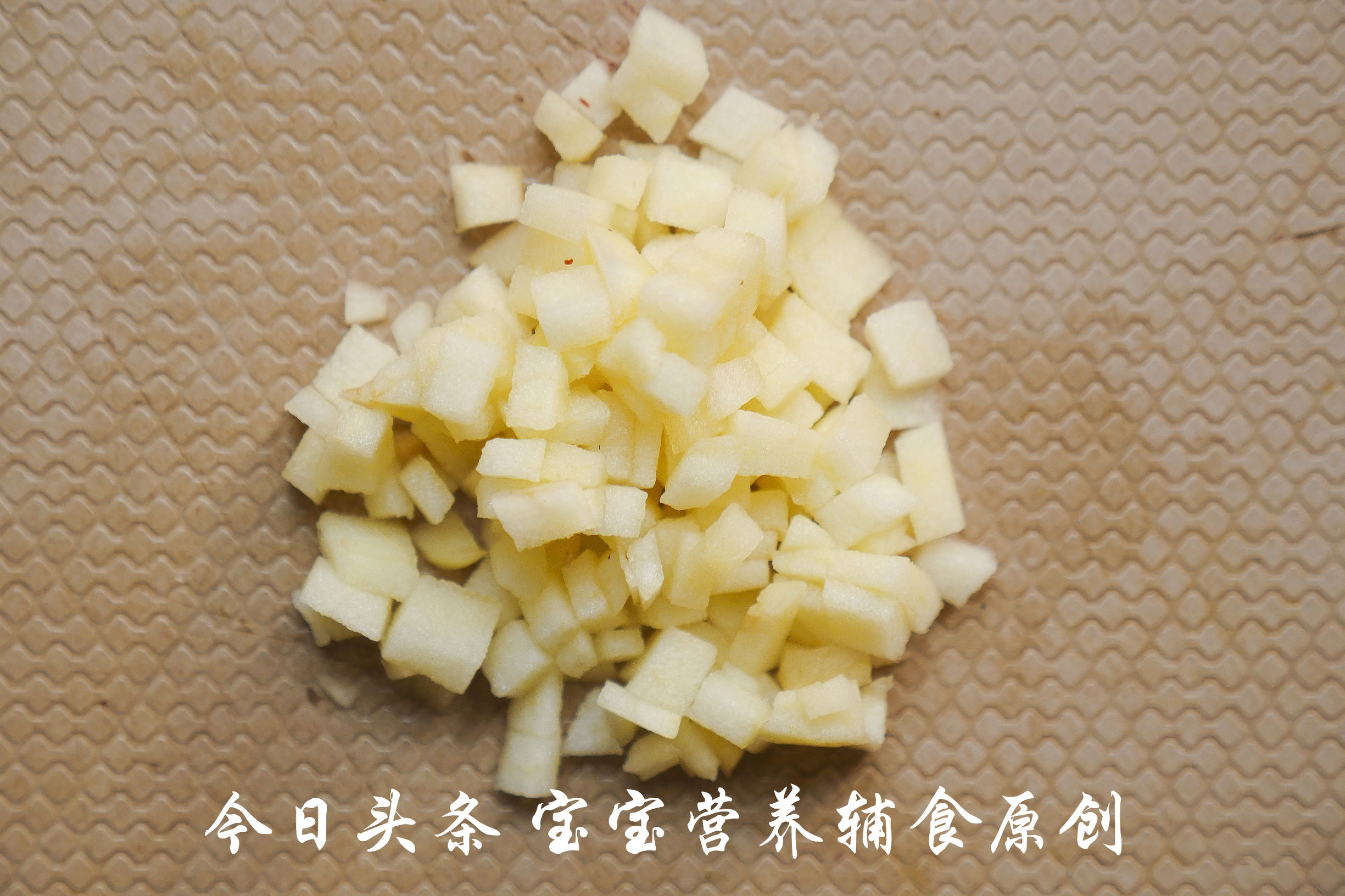 宝宝冬天不爱喝水怎么办,冬天干燥小朋友吃什么比较好