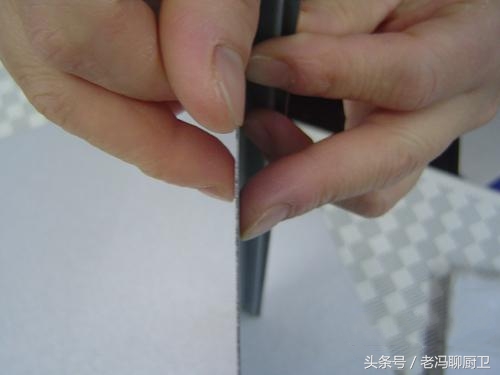 怎么辨别铝扣板是原生铝,如何鉴别铝扣板是不是滚涂