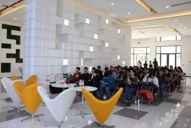 横跨物流、电子等多个产业，并做到市场龙头，这家闽企是如何做到的