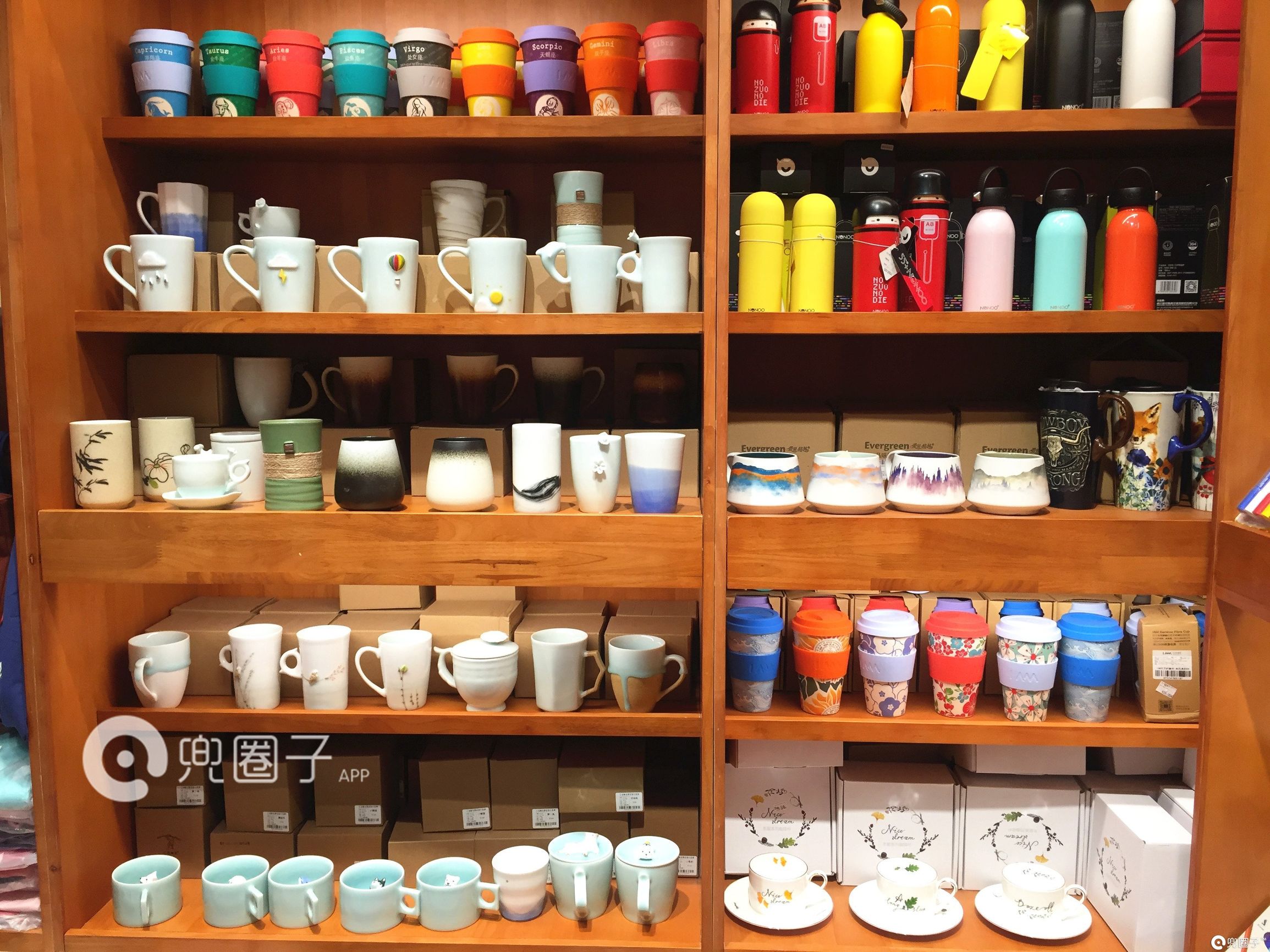 万达金街三只松鼠实体店,万达逛了一圈啥都没买