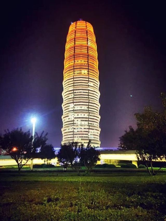 一个手机摄影师,一个摄影师日常记录生活