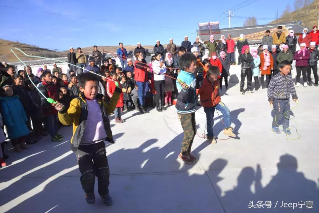 大山里的运动场,深山里的运动会天台