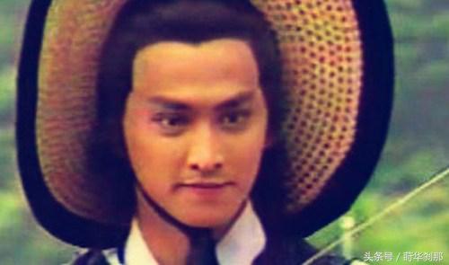 他曾是万千少女的梦中男神，为情约定三十年至今仍未娶！