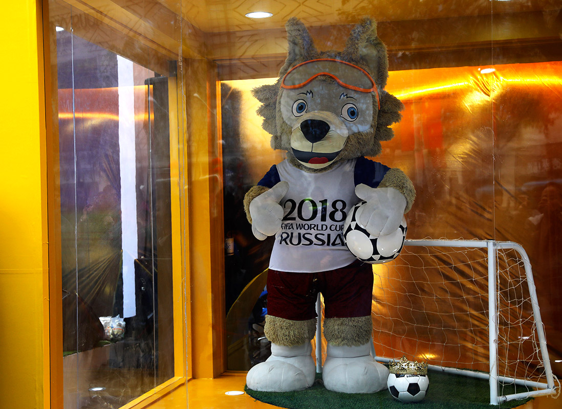 给球迷颁个奖，都搞这么隆重！这家中超足球俱乐部真是爱球迷！