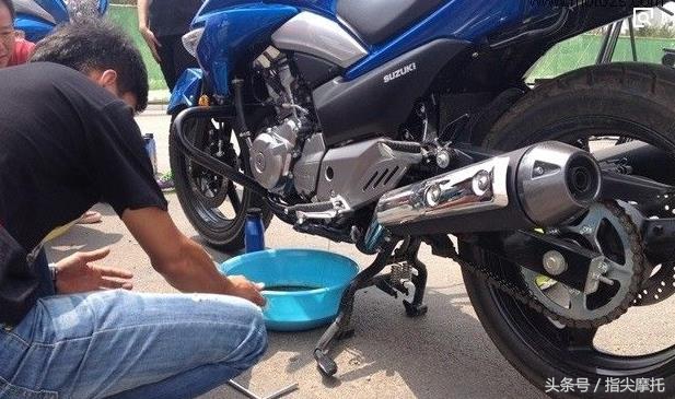 摩托车维护保养如何做到最佳状态,冬天不骑的摩托车怎么保养电瓶