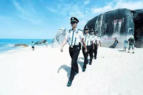 双手呈上元旦小高峰三亚旅游情况报告一份,请查收