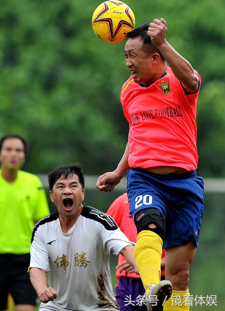 2017镜看体娱与佛山体育的50瞬间｜与巴萨球员偶遇与草根球星并肩