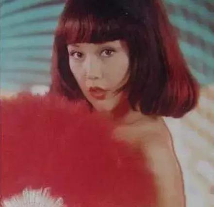 整容失败嘴巴歪斜现状,整容失败鼻梁歪了半年