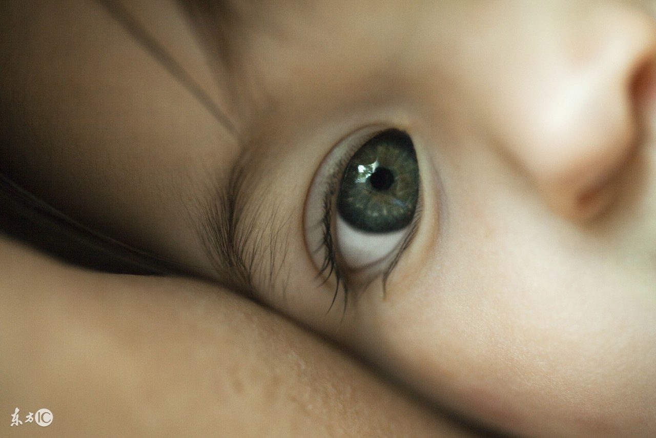 小孩上火有黄鼻涕和眼屎怎么办,宝宝流鼻血有眼屎是上火吗