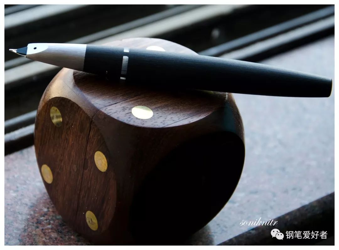 凌美lamy钢笔礼盒恒星系列,德国凌美lamy200014k金笔