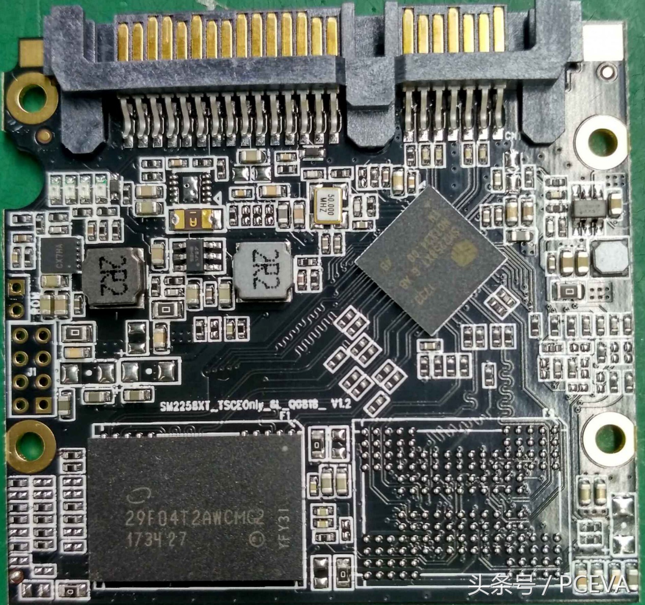 这块SSD为何获评表面固态硬盘？解密光鲜跑分背后的秘密
