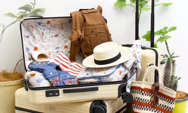 火炸天的羽绒服,rimowa新系列