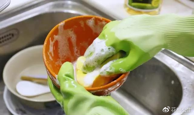 经常做美甲指甲伤了怎么修护,频繁做美甲指甲很薄怎么保养