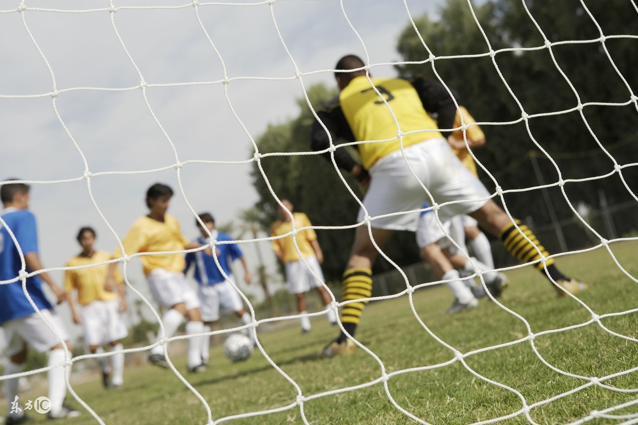 千年前第一个死在足球的球迷，玩足球吐血而亡