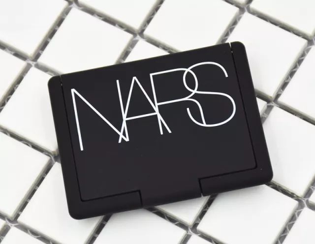 burberry彩妆十大必买经典单品,各大品牌必买的彩妆单品