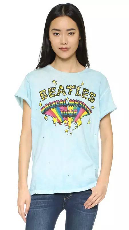 纯白的t恤搭配拉风的tee,纯白的t恤搭配拉风的tee叫什么