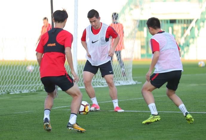 上海上港多哈训练视频,上海上港高清录像