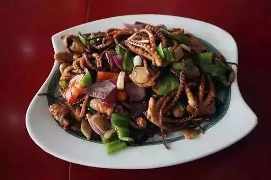 广西那良镇美食街,广西北海银滩美食街