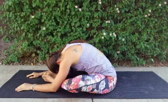 瑜伽中有一个神奇的体式,专冶妇科杂症