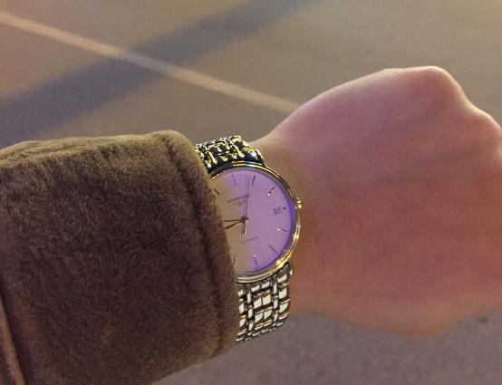 浪琴名匠793进水,浪琴手表进水怎么解决