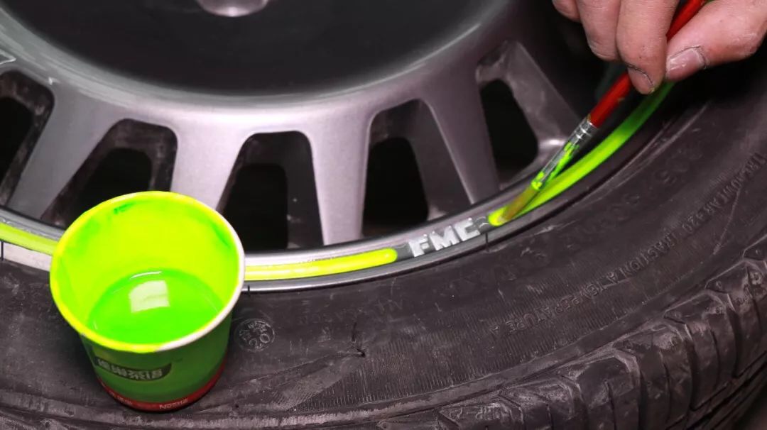 FMC第七集：使徒来袭！我们改装了一台2W块的面包车拯救世界