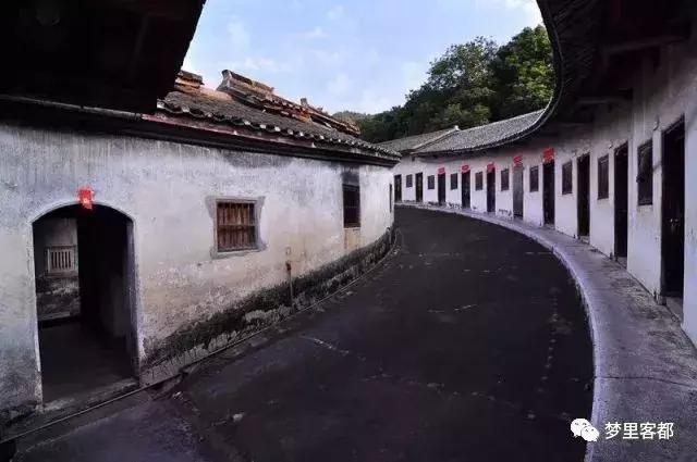 用星座分析前世的名字,用星座解析电影人物性格